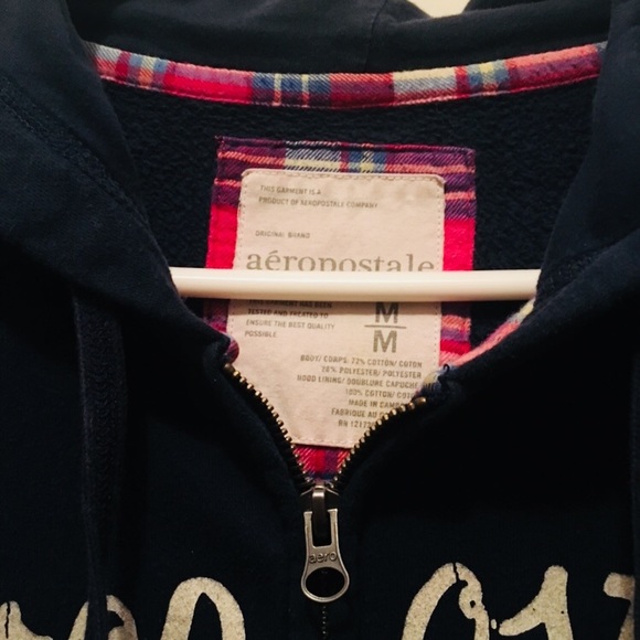Aeropostale Sweater with hoodies - Picture 2 of 2